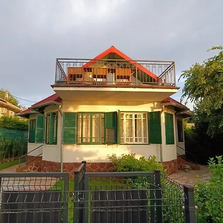 Daire Traumlage Direkt Am Balatonszárszó