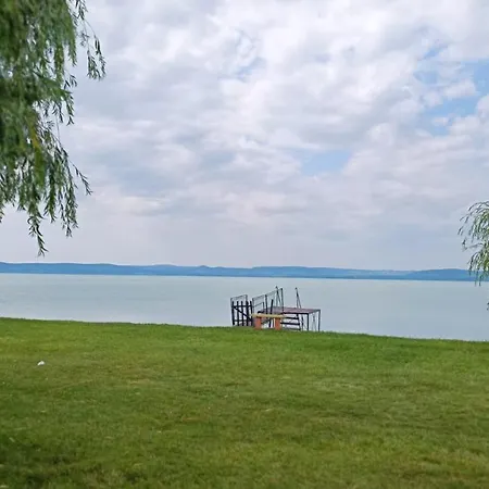 Traumlage Direkt Am Apartment Balatonszemes